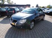 Volkswagen EOS 2