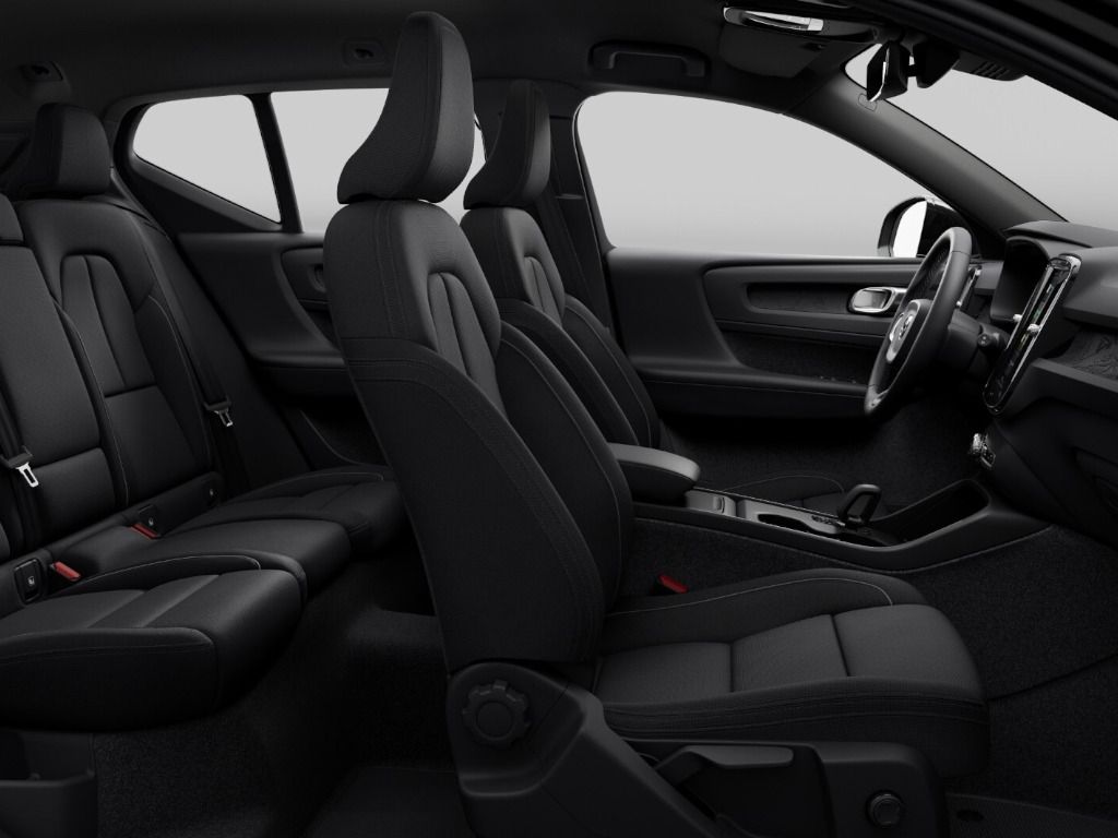 Volvo EX40