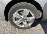 Škoda Roomster 32