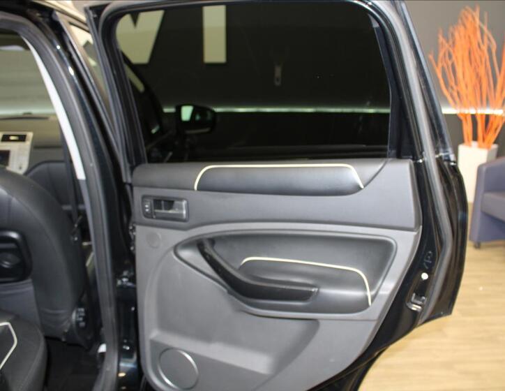 Ford Kuga 21