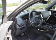 Jaguar F-Pace 9