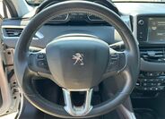 Peugeot 2008 17