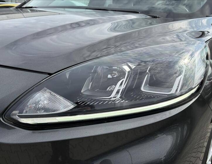 Ford Kuga 9