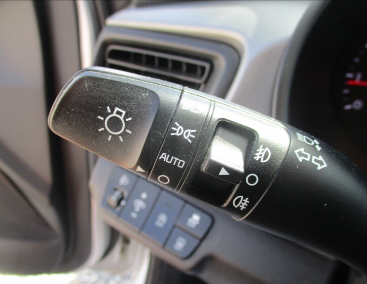 KIA Rio 25