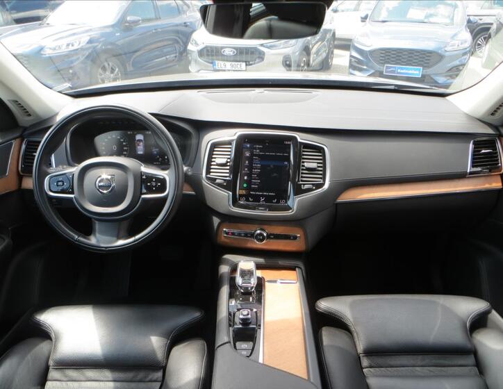 Volvo XC90 25