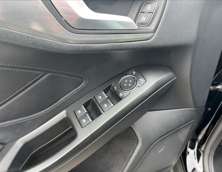 Ford Focus 21
