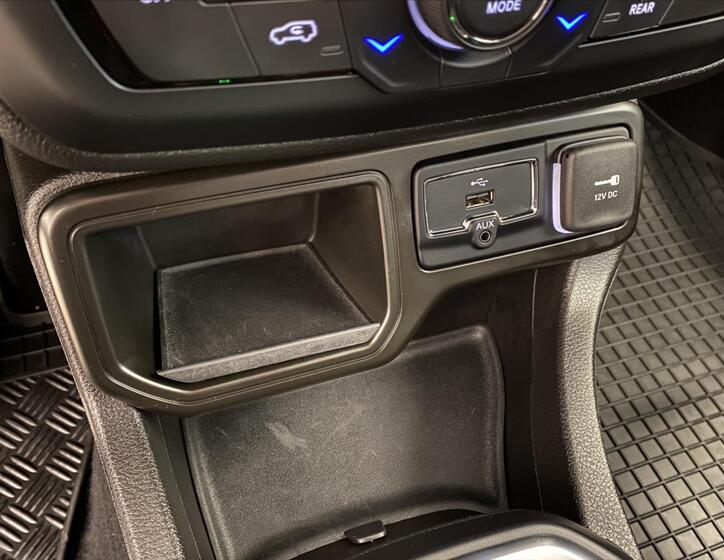 Jeep Renegade 21