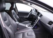 Volvo V60 11