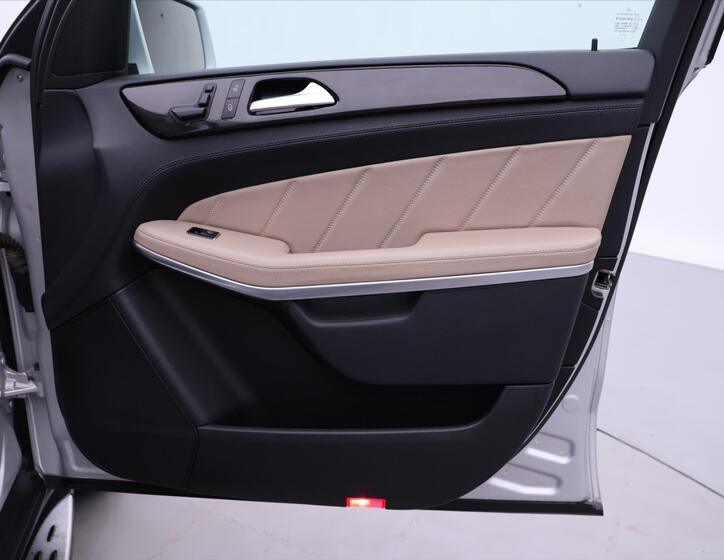 Mercedes-Benz GL 14