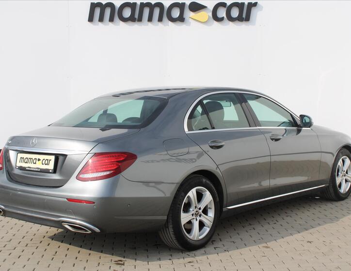 Mercedes-Benz Třídy E 7