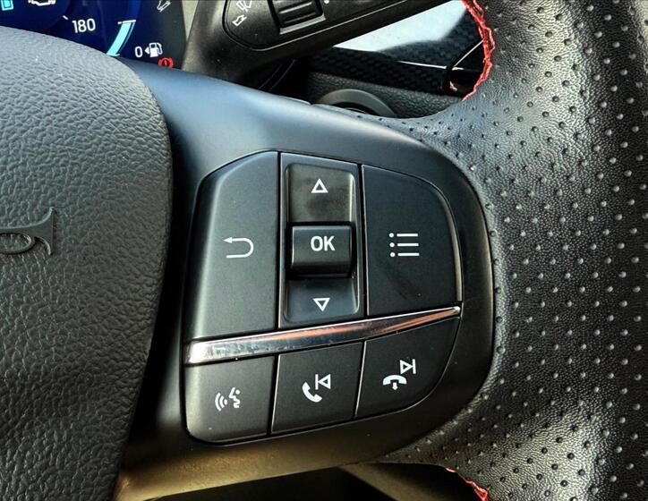 Ford Kuga 21