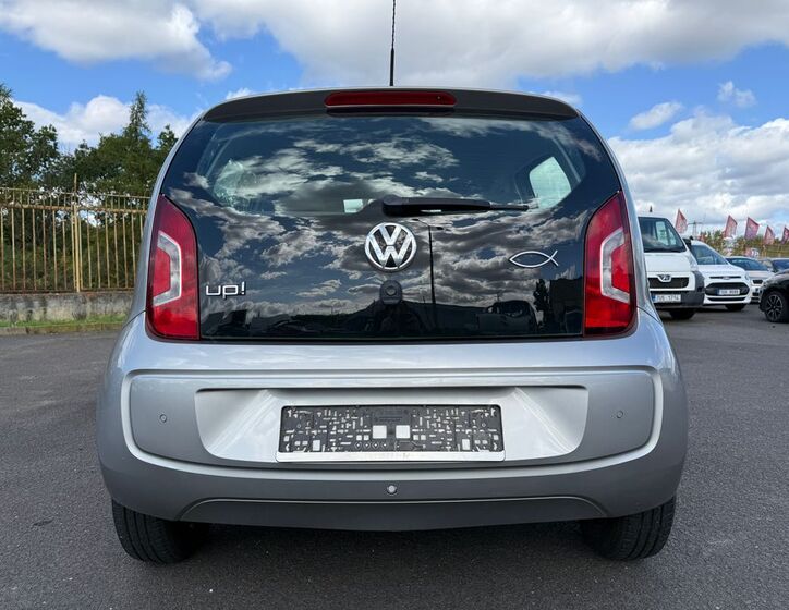 Volkswagen up! 6
