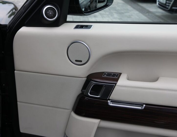 Land Rover Range Rover 19
