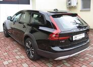 Volvo V90 10