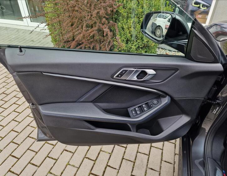 BMW Řada 2 39