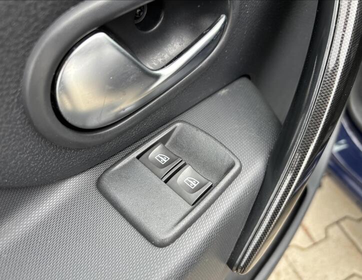 Dacia Sandero 14