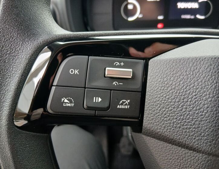 Toyota ProAce 17