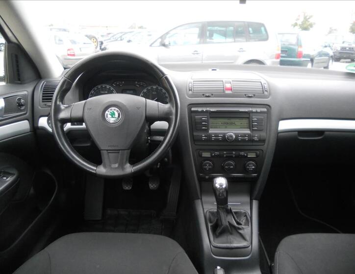 Škoda Octavia 13