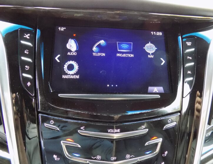 Cadillac Escalade 36
