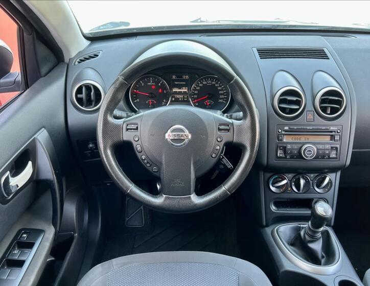 Nissan Qashqai 21