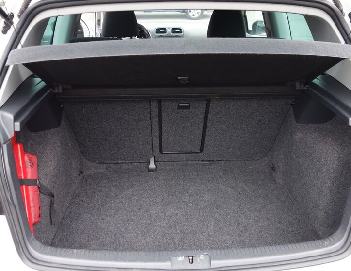 Volkswagen Golf 21