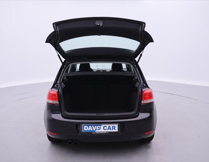 Volkswagen Golf 9