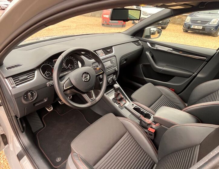 Škoda Octavia 12