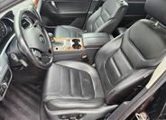 Volkswagen Touareg 12