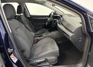 Volkswagen Golf 26