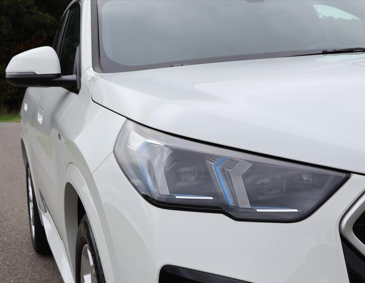 BMW X2 40
