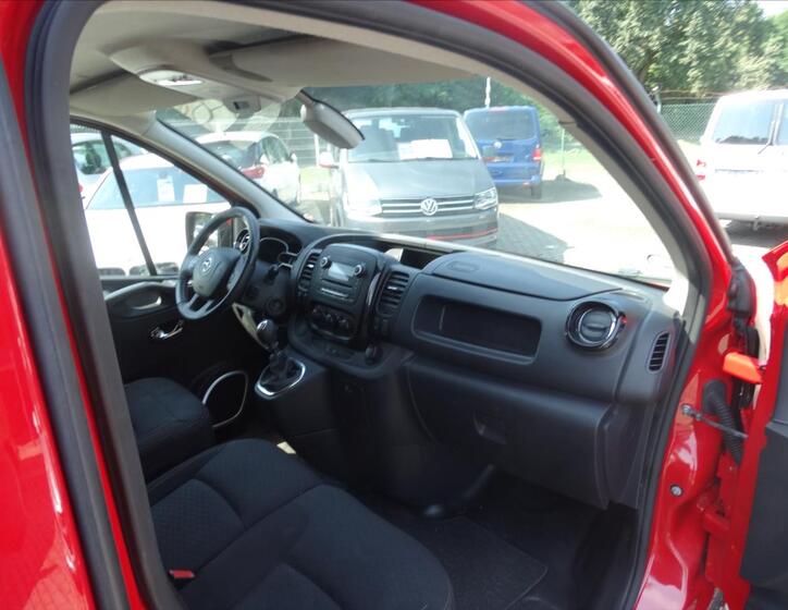 Opel Vivaro 29