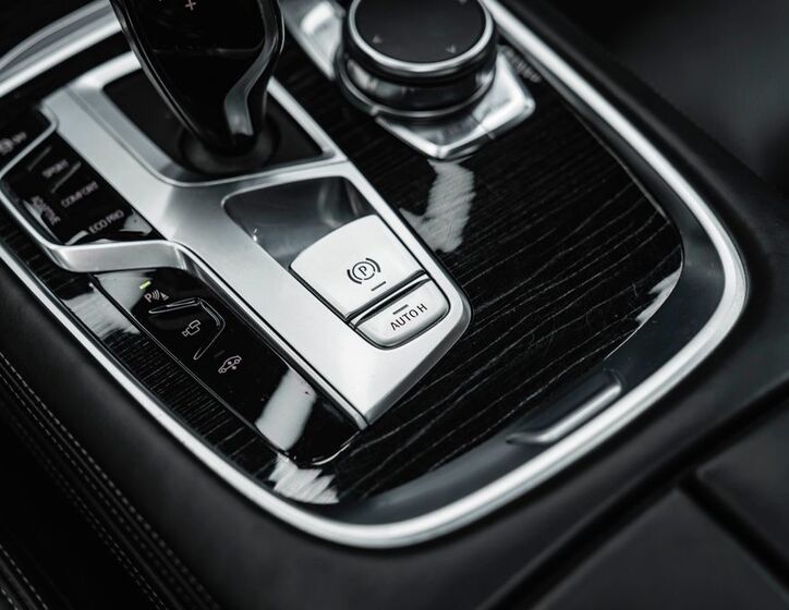 BMW Řada 7 12