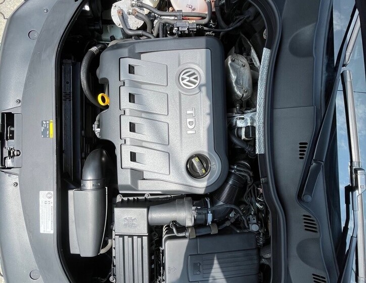 Volkswagen Passat 10