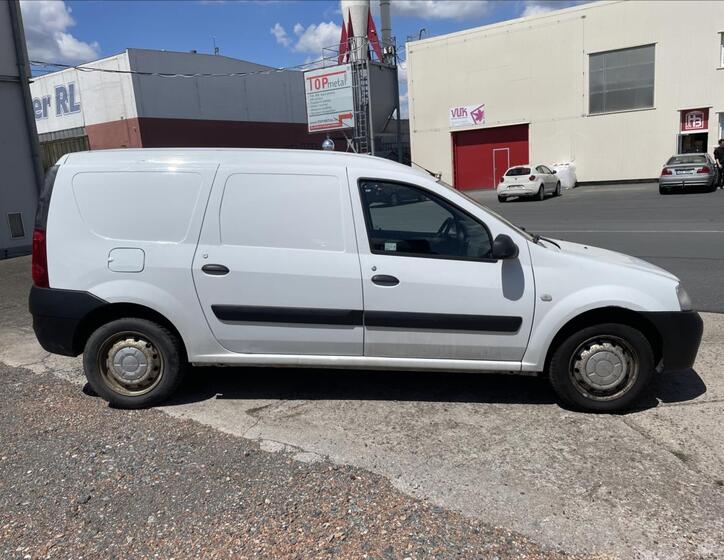 Dacia Logan 4