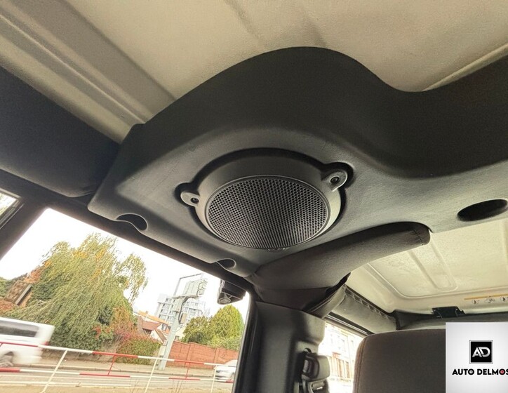 Jeep Wrangler 48