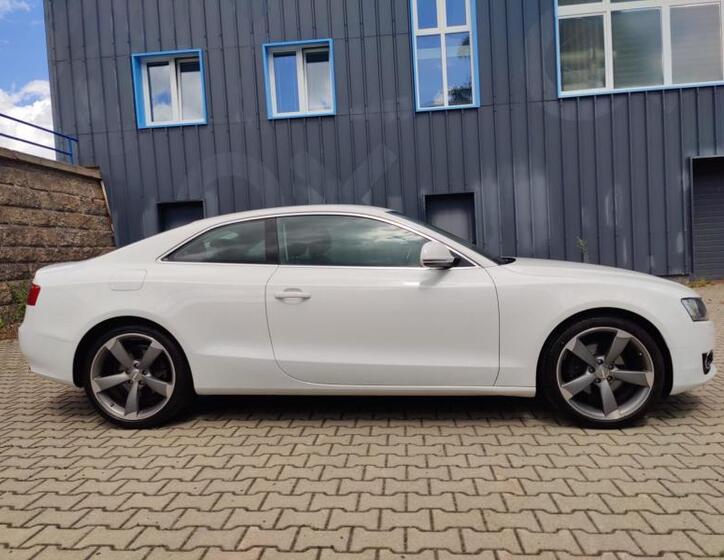 Audi A5 6