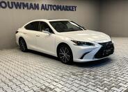 Lexus ES 300h 11