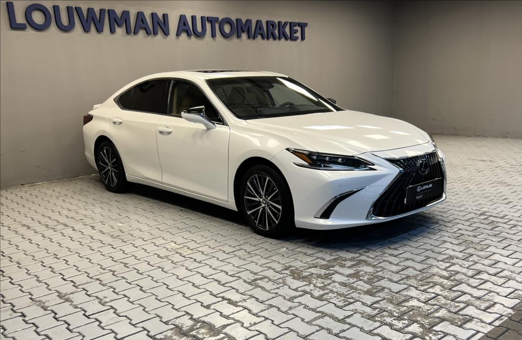 Lexus ES 300h