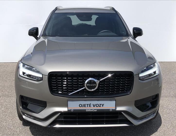 Volvo XC90 4
