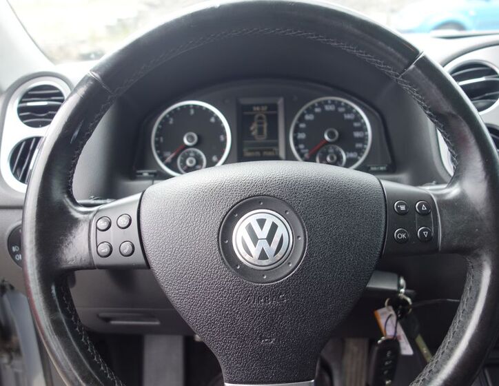 Volkswagen Tiguan 13