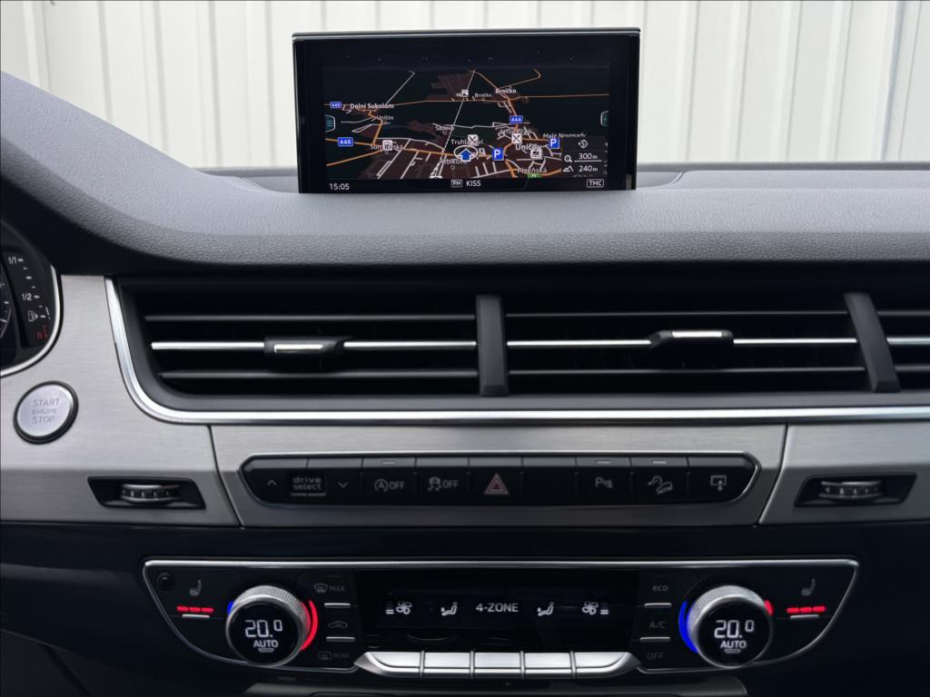 Audi Q7 35