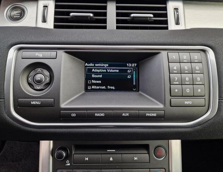 Land Rover Range Rover Evoque 29