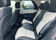 Land Rover Discovery 11