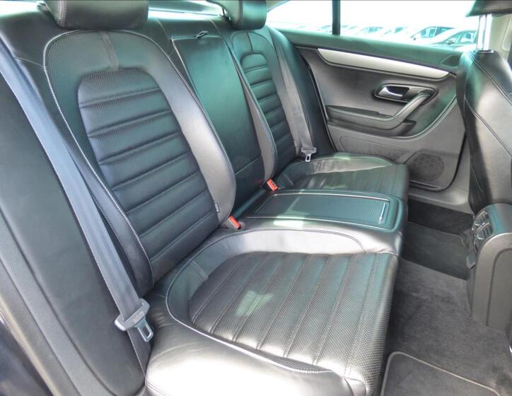Volkswagen Passat CC 48