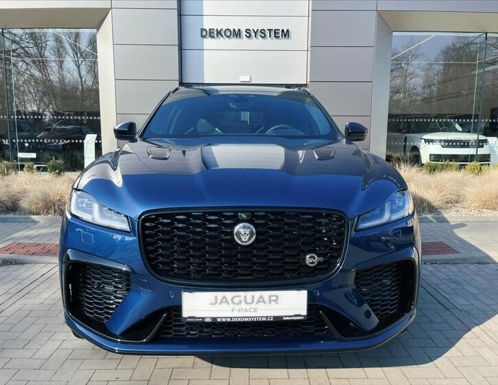Jaguar F-Pace 3