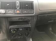 Volkswagen Golf 10