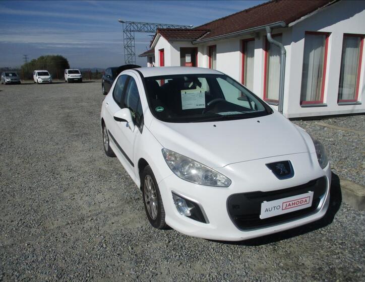 Peugeot 308 1