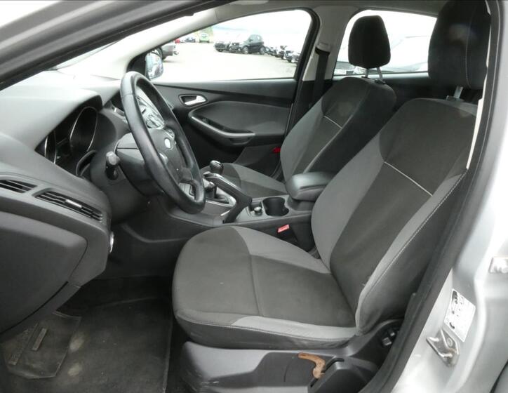 Ford Focus 15