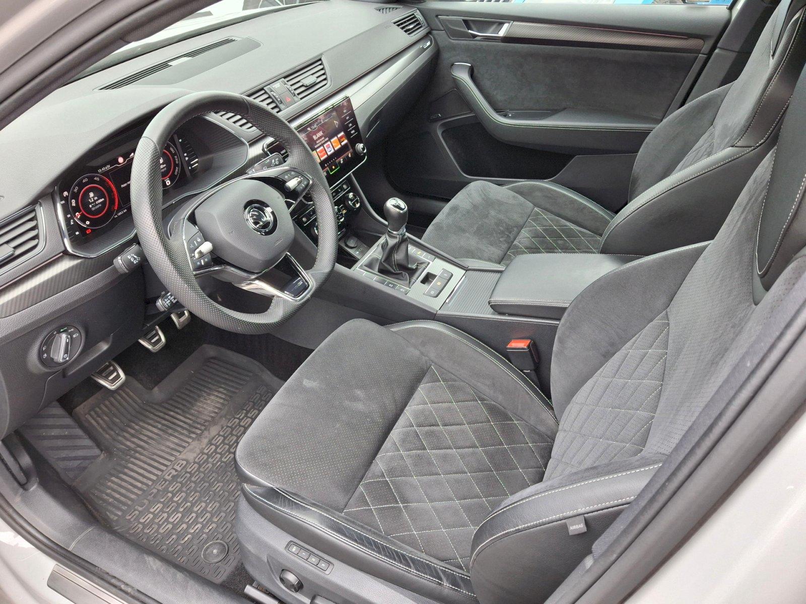 Škoda Superb