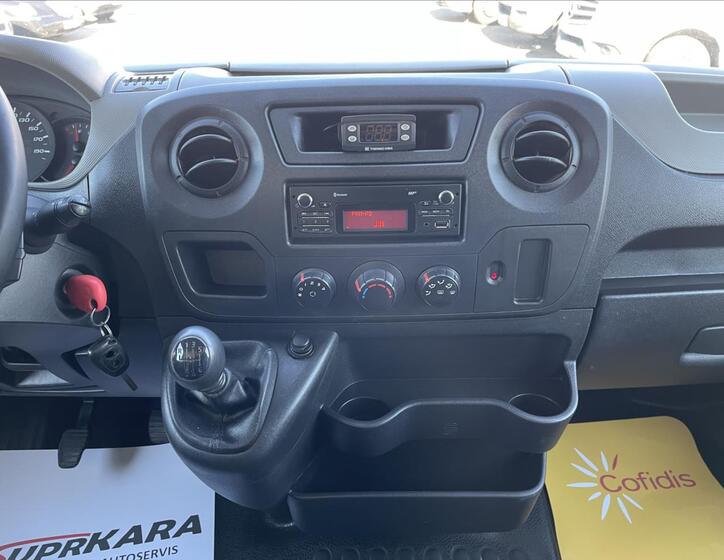 Renault Master 18